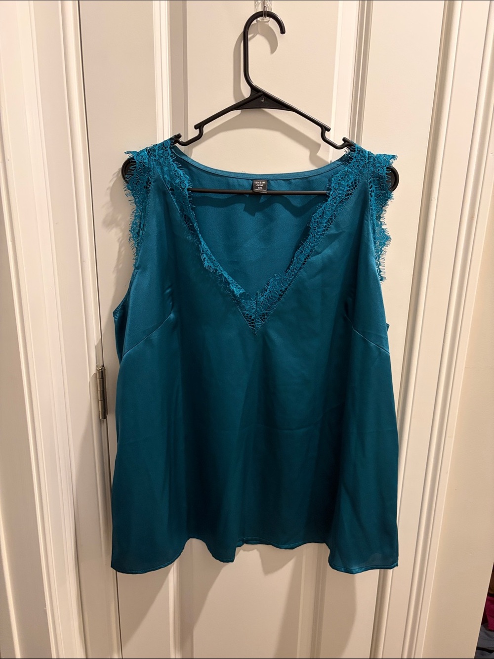 Teal Lace Trim Sleeveless V-Neck Tank